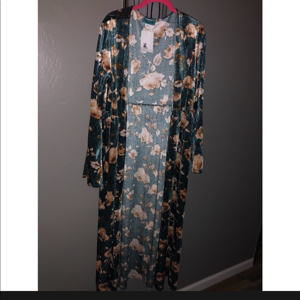 Turquoise Haven Velvet Duster
